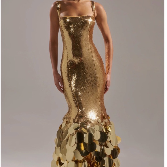 AKIRA Dresses & Skirts - AKIRA Life of the Party Metallic Gold Midi Dress